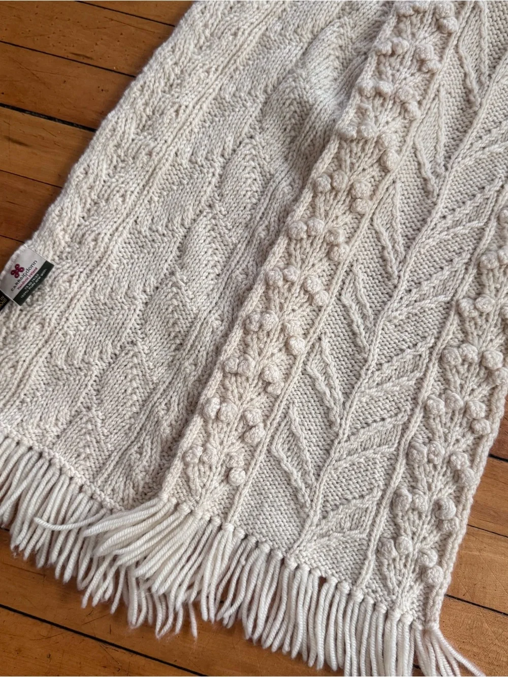 Carraig Donn Pure New Wool Scarf cream knit fringe warm chunky
